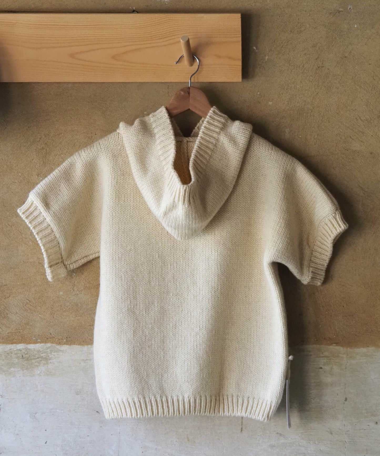 HALCYON HOODIE IN ECRU